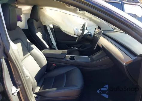 2023 Tesla Model 3 Rear-Wheel Drive z USA, uszkodzony, nr VIN 5YJ3E1EA4PF676338